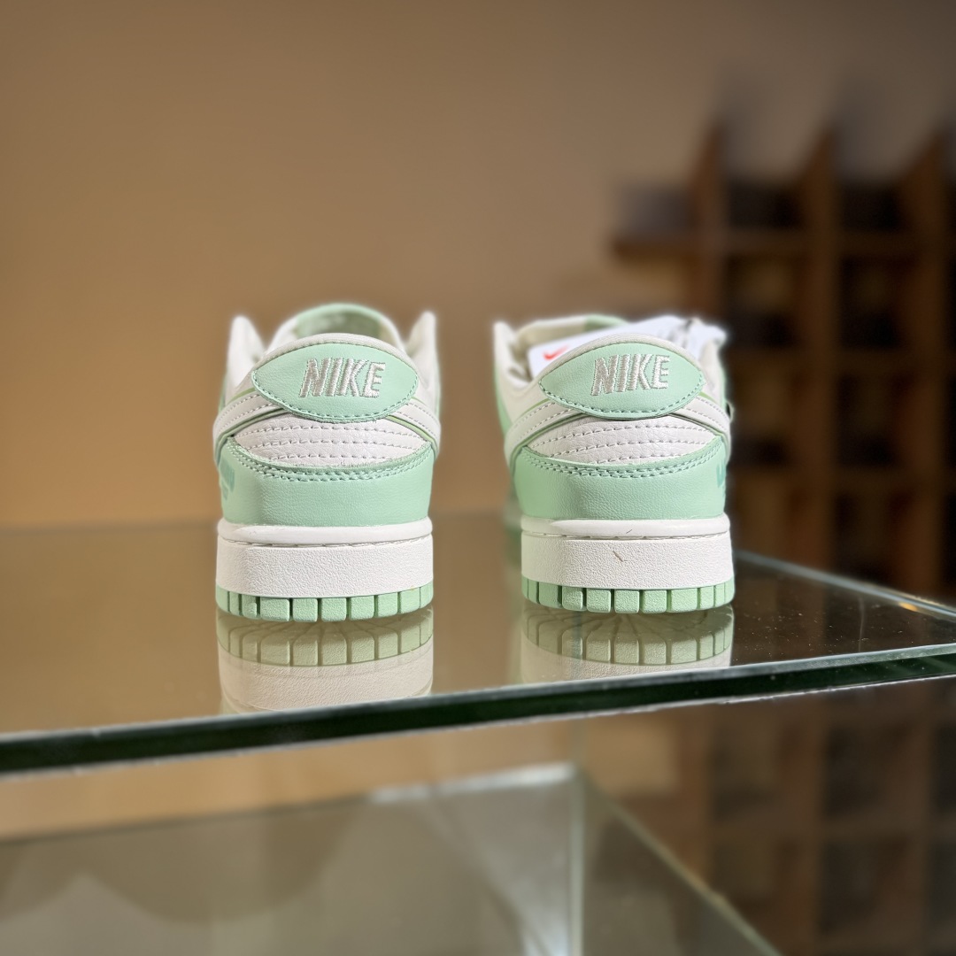 280 Nike SB Dunk Low x LABUBU 绿白小勾  SR2025-006