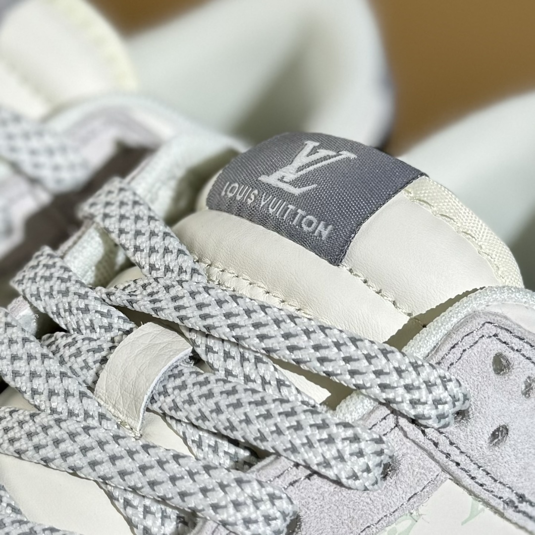 280 Nike SB Dunk Low x Louis Vuitt灰白满天星  CX5050-Y02