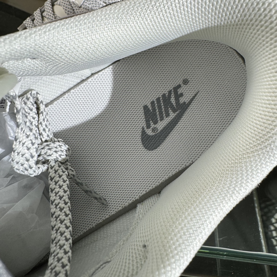 280 Nike SB Dunk Low x Louis Vuitt灰白满天星  CX5050-Y02