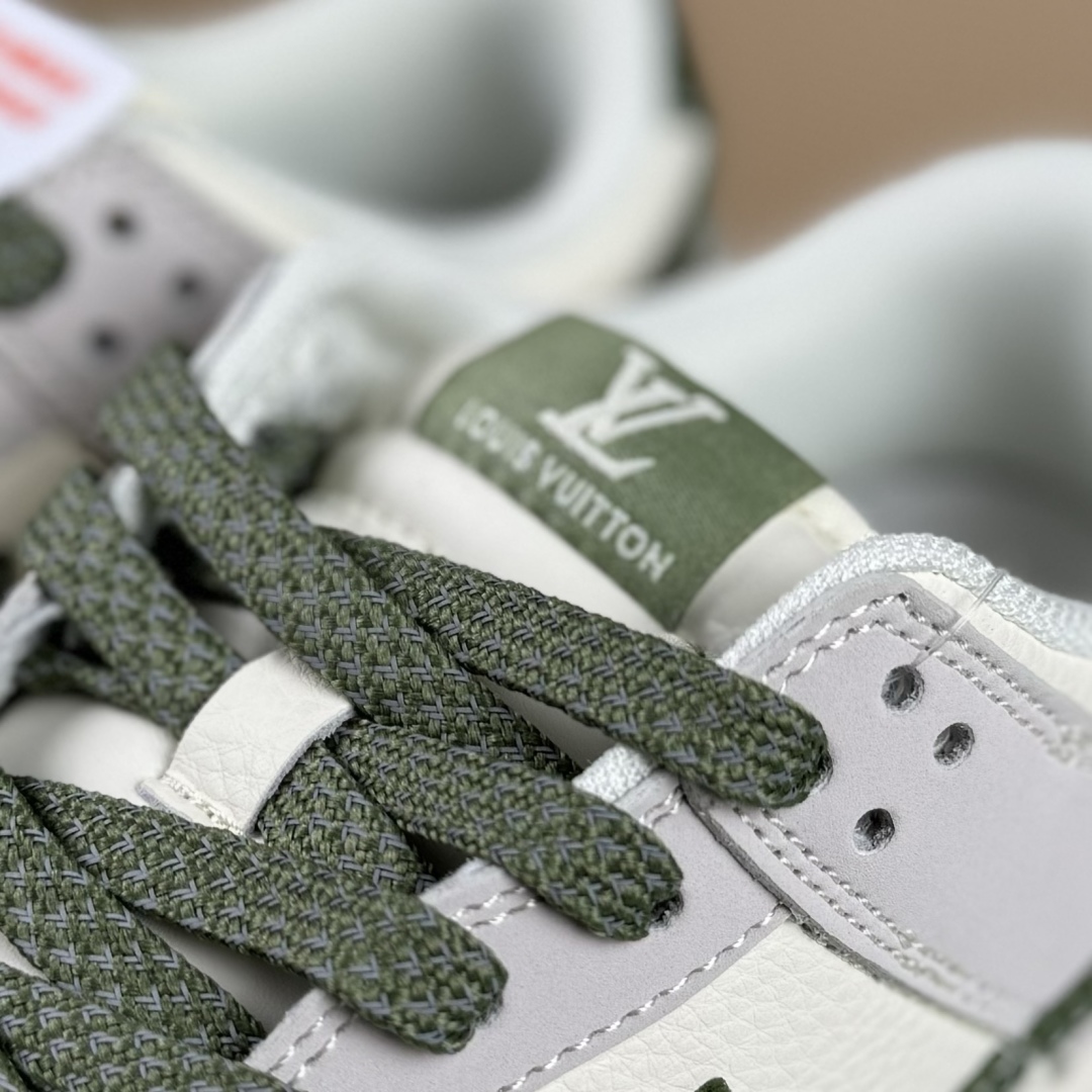 280 Nike SB Dunk Low LV联名 米灰军绿拼接  低帮休闲板鞋 JP1628-031
