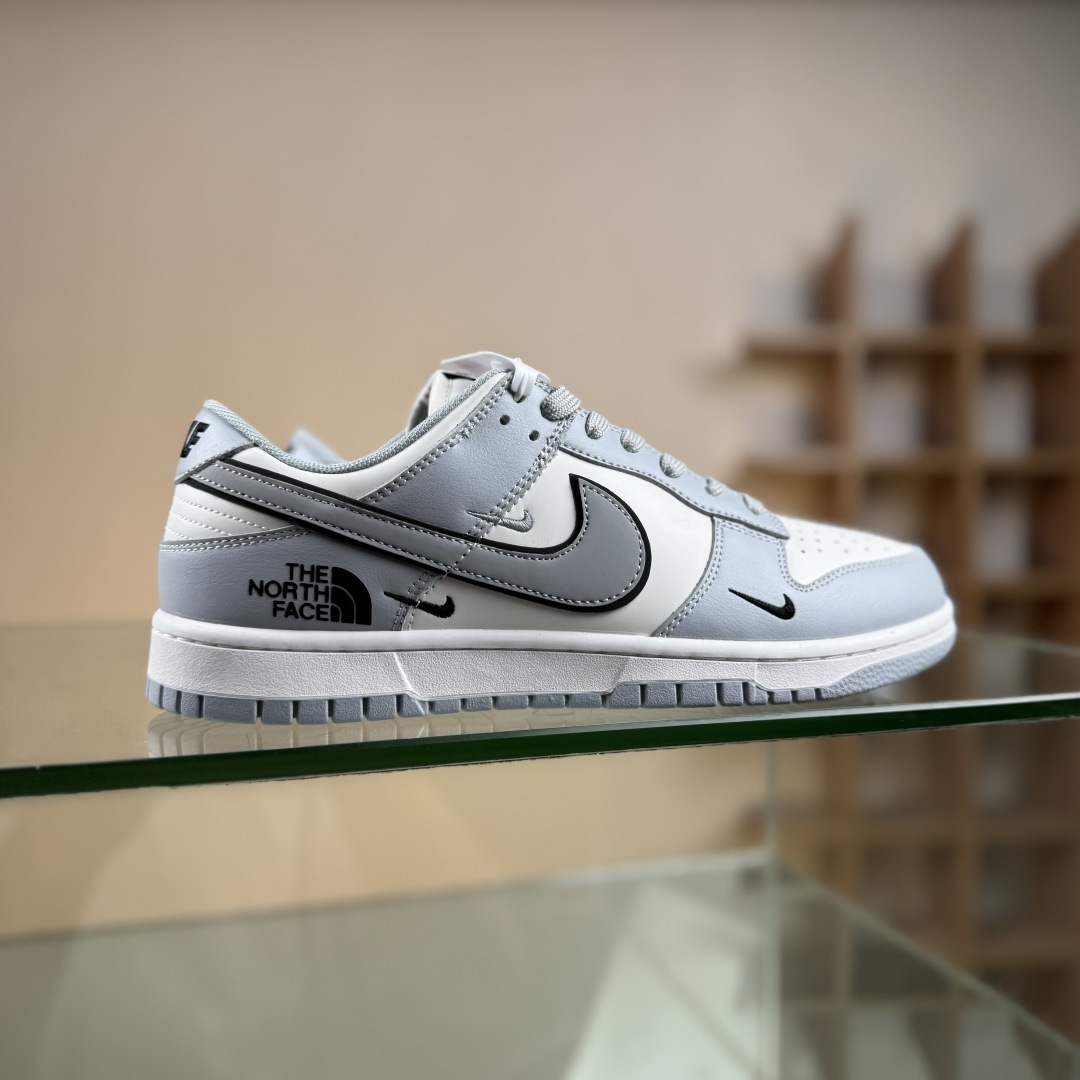 280 Nike SB Dunk Low 北面联名 三勾浅灰  低帮休闲板鞋 CS1688-123