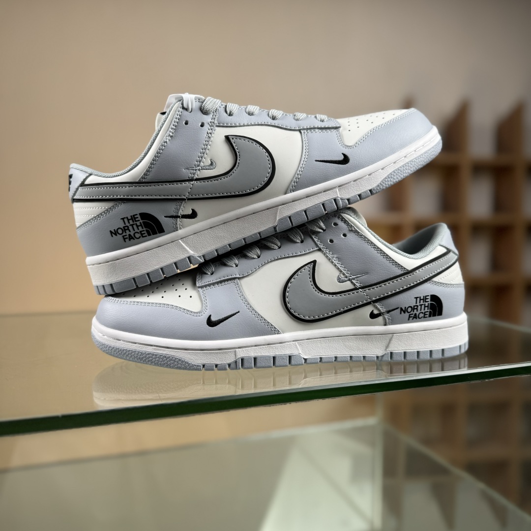 280 Nike SB Dunk Low 北面联名 三勾浅灰  低帮休闲板鞋 CS1688-123