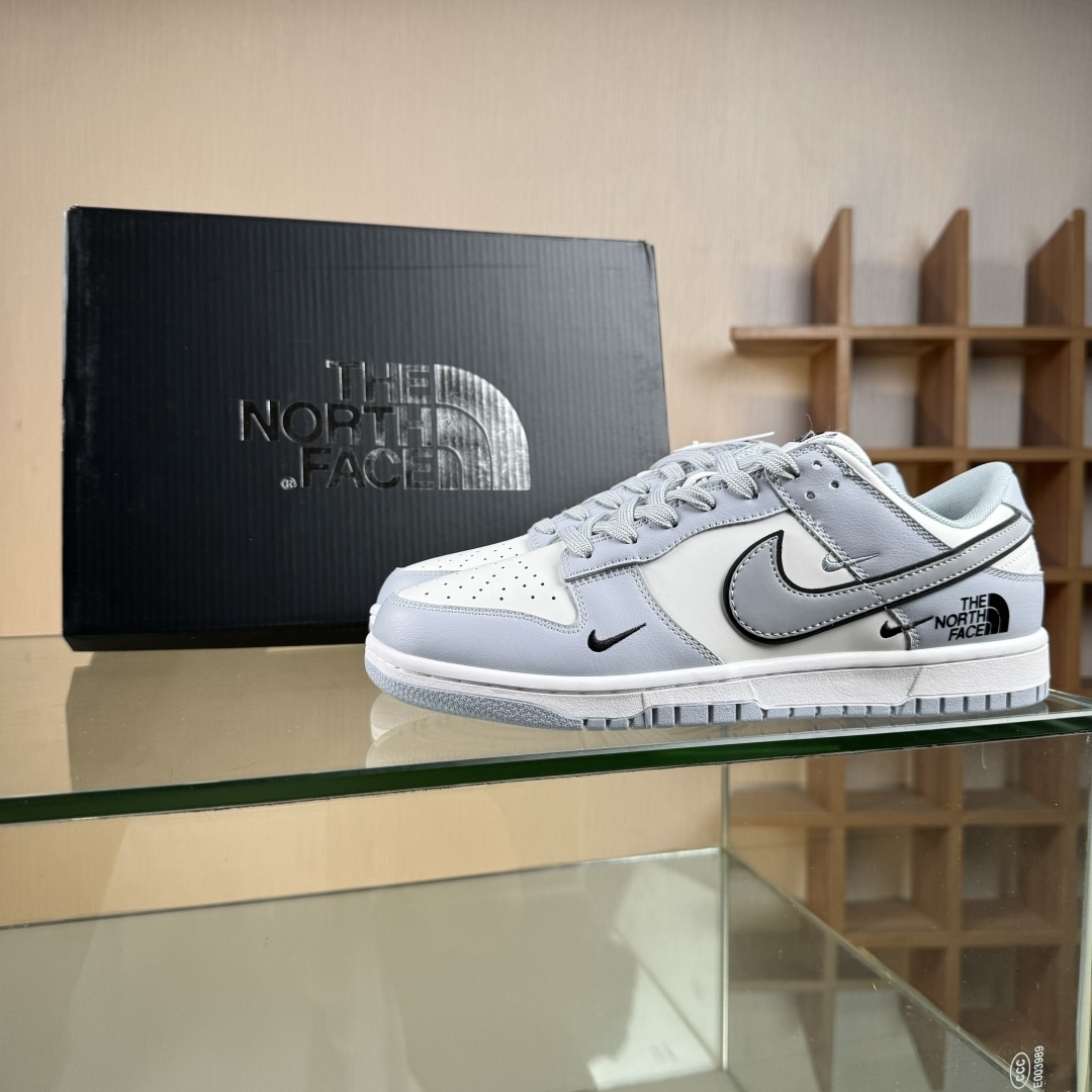 280 Nike SB Dunk Low 北面联名 三勾浅灰  低帮休闲板鞋 CS1688-123