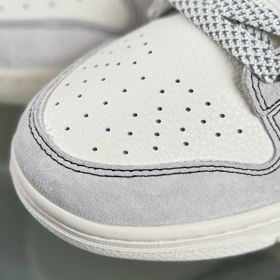 280 Nike SB Dunk Low LV联名 猪八黑牛仔  低帮休闲板鞋  YX5066-382