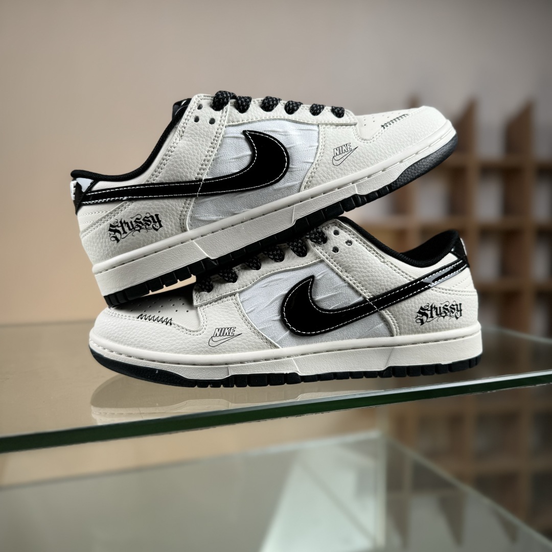 280 Nike SB Dunk Low 斯图西联名 织布米黑勾  低帮休闲板鞋 QW5836-011
