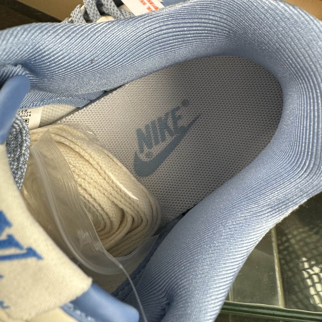 280 Nike SB Dunk Low LV联名 冰蓝牛仔满天星  低帮休闲板鞋 JP1628-028