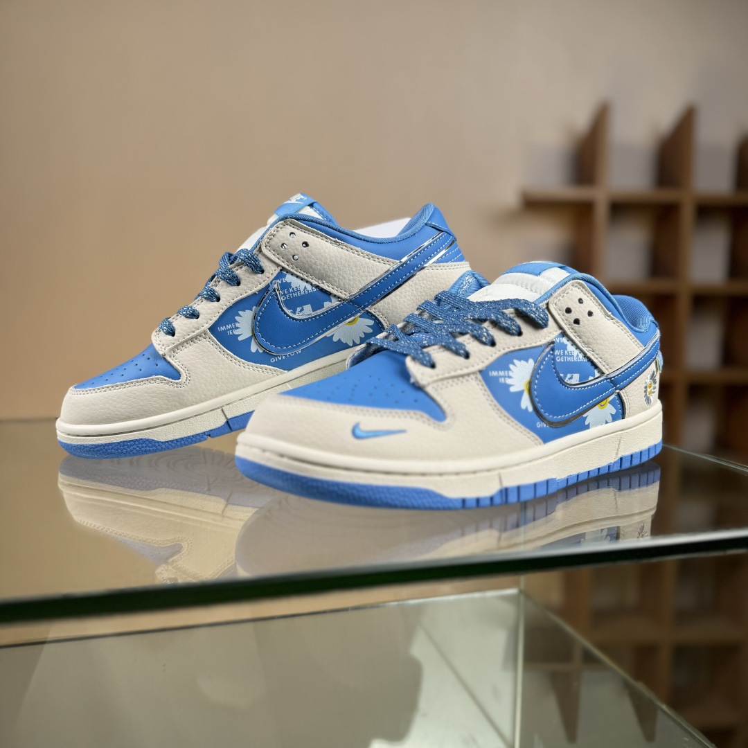 280 Nike SB Dunk Low 太阳花 米白蓝 低帮休闲板鞋  SR2025-004