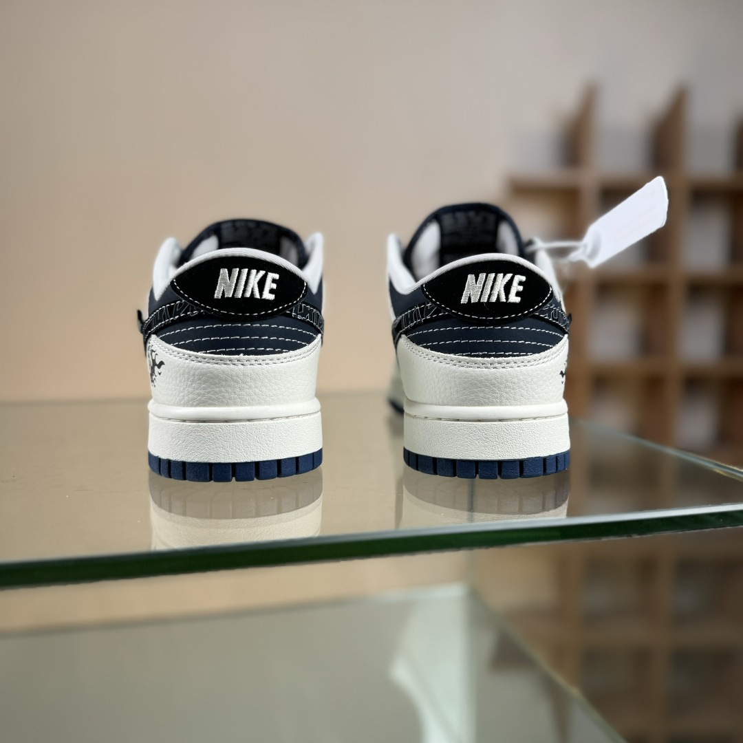 Nike SB Dunk Low 斯图西联名 米灰黑8 周年高端定制 低帮休闲板鞋 SR2025-001