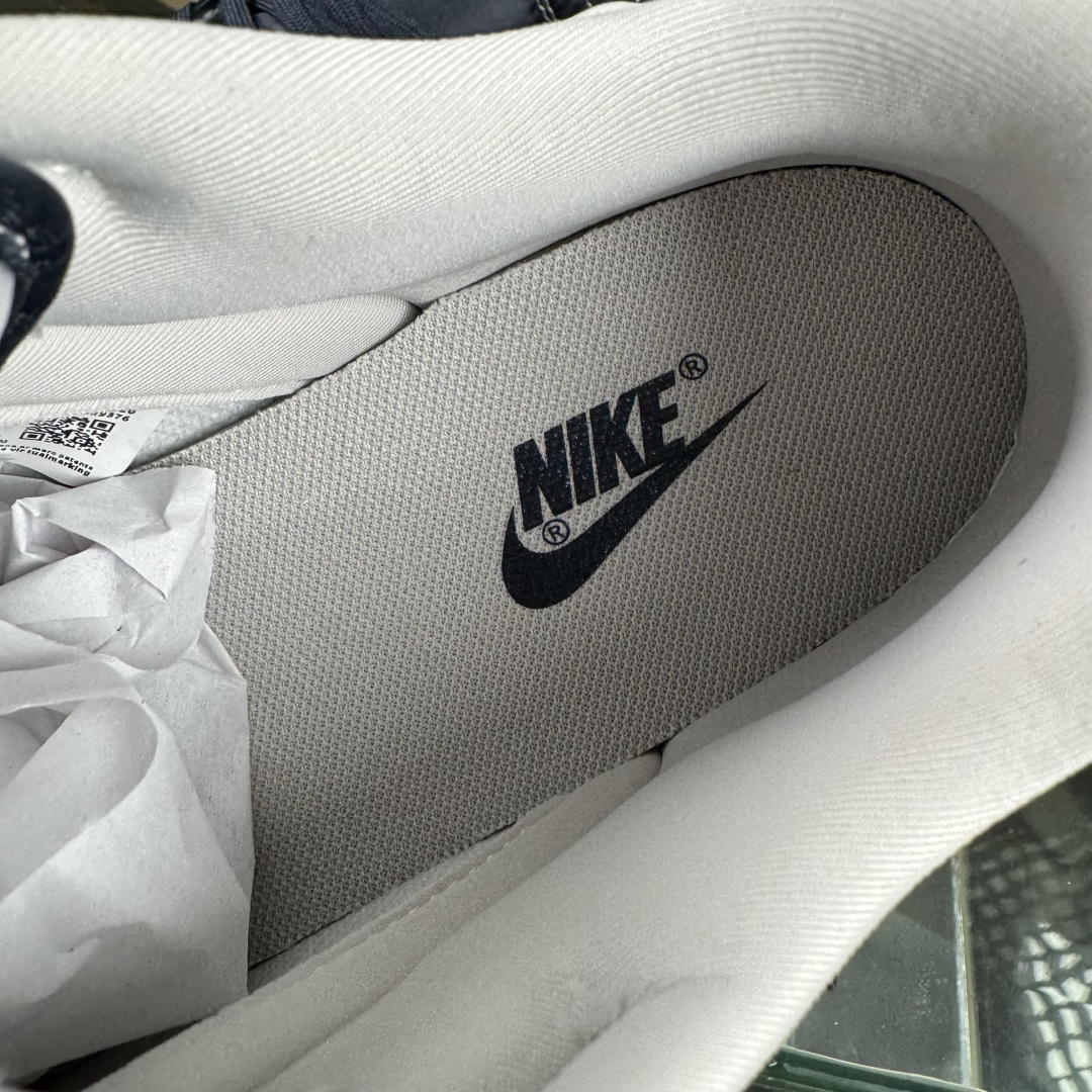 Nike SB Dunk Low 斯图西联名 米灰黑8 周年高端定制 低帮休闲板鞋 SR2025-001