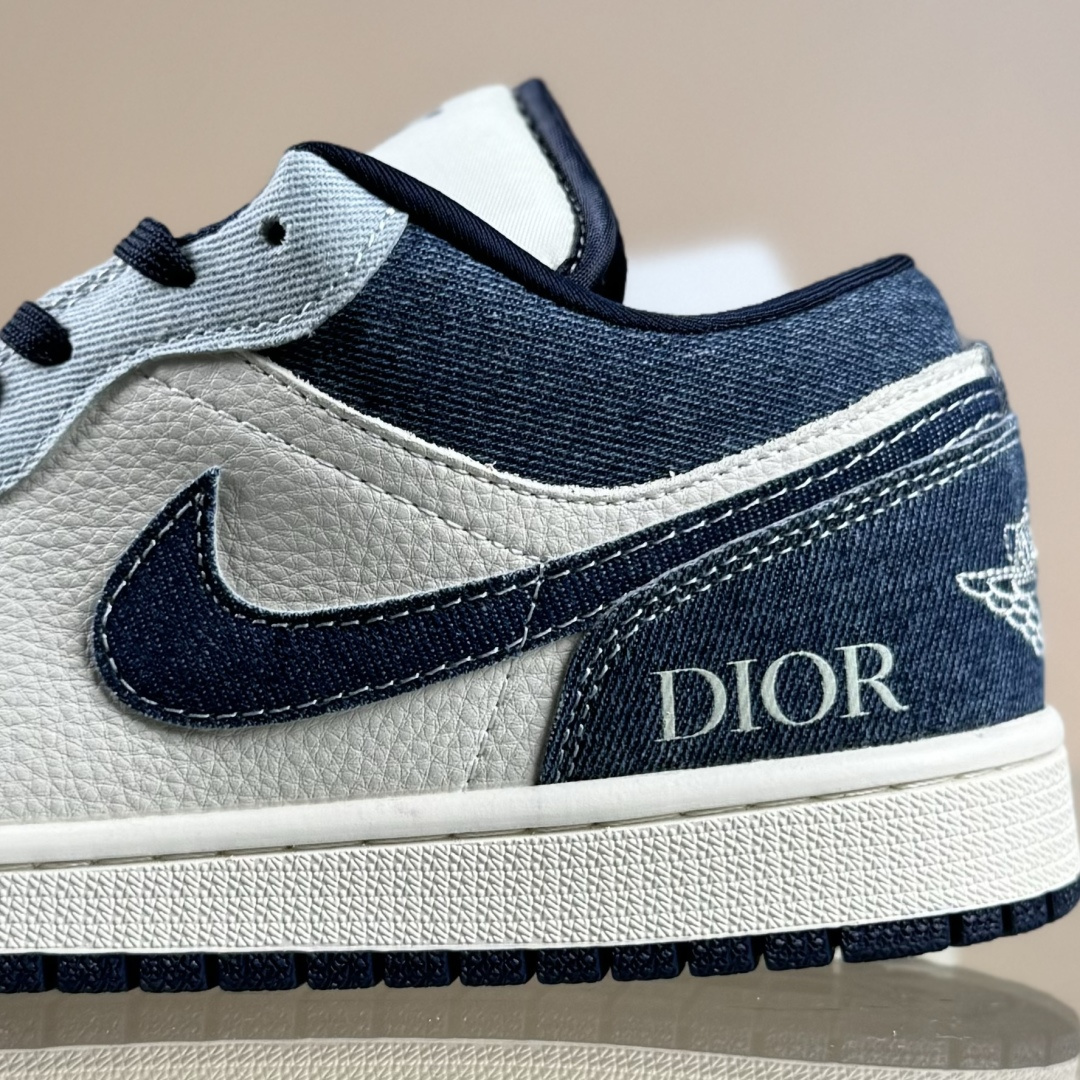 Air Jordan 1 Low AJ1 乔1 迪奥联名 复古牛仔 高端定制 低帮复古篮球鞋 QG2025-002