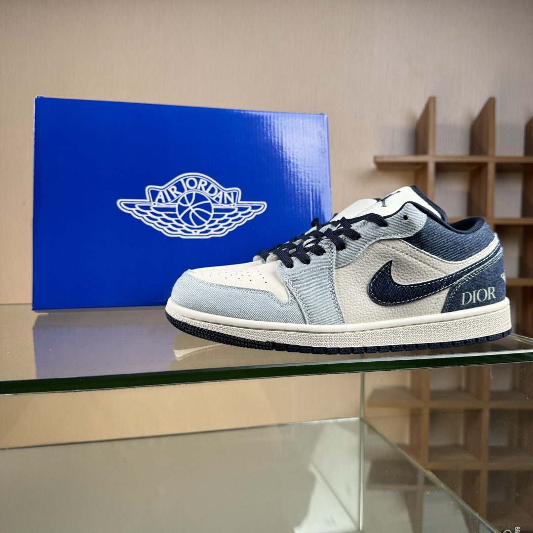 Air Jordan 1 Low AJ1 乔1 迪奥联名 复古牛仔 高端定制 低帮复古篮球鞋 QG2025-002