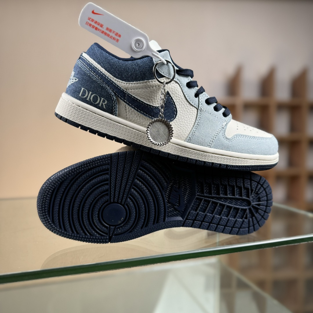 Air Jordan 1 Low AJ1 乔1 迪奥联名 复古牛仔 高端定制 低帮复古篮球鞋 QG2025-002