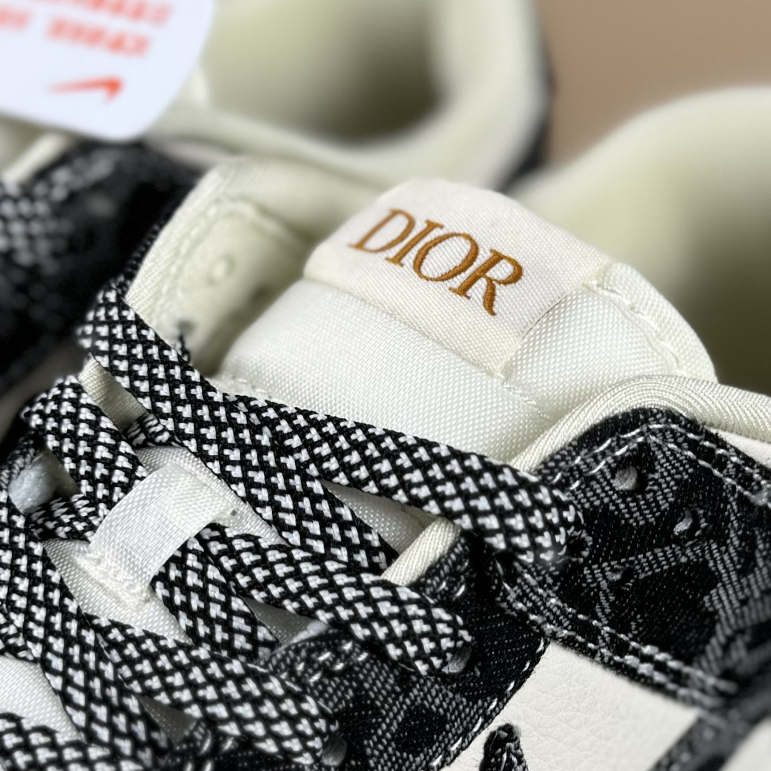 Nike SB Dunk Low 迪奥联名 墨纹牛仔 高端定制 低帮休闲板鞋 SD6688-001