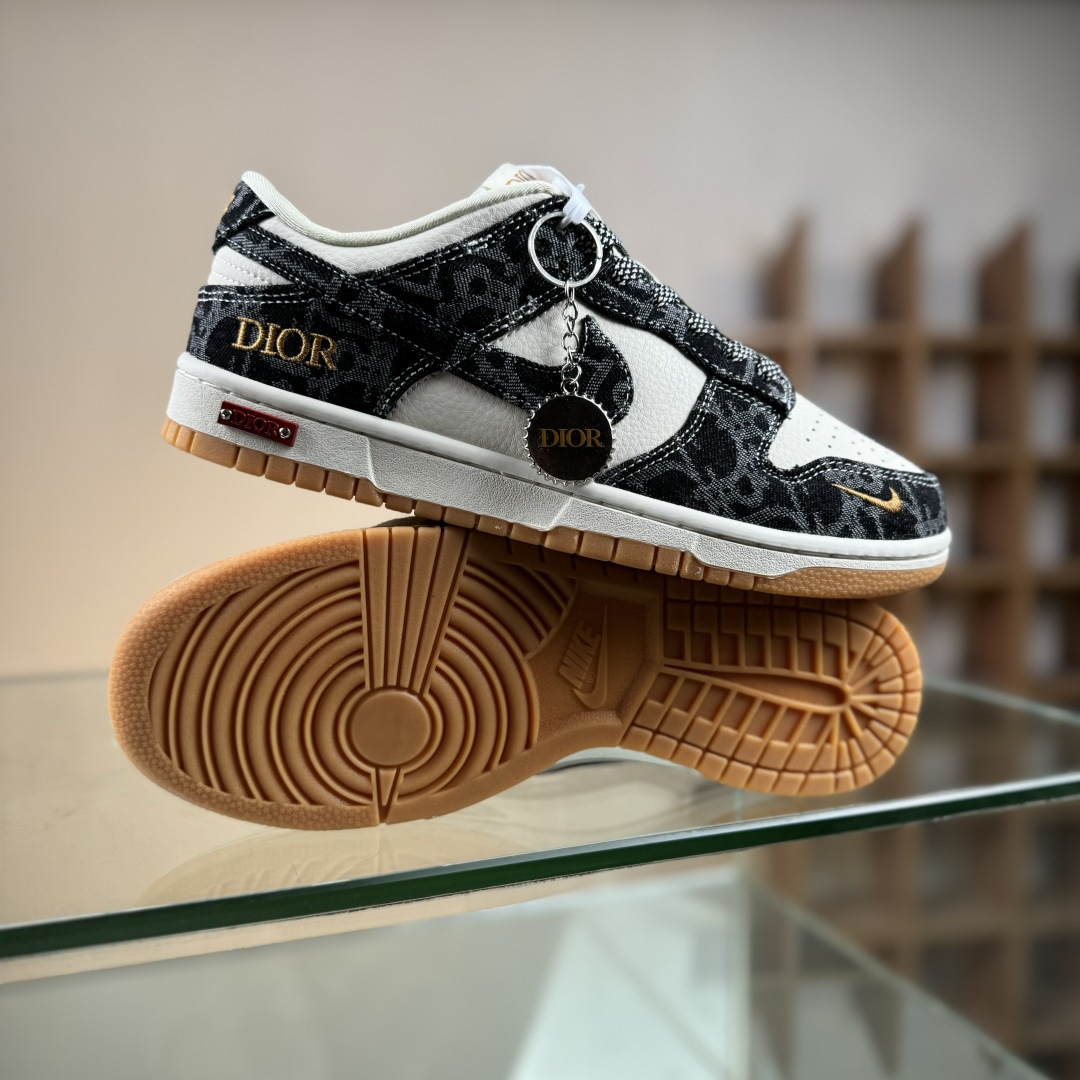 Nike SB Dunk Low 迪奥联名 墨纹牛仔 高端定制 低帮休闲板鞋 SD6688-001