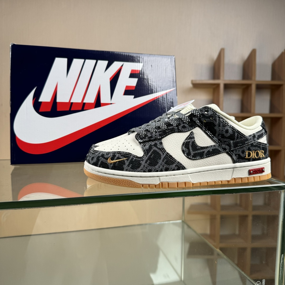 Nike SB Dunk Low 迪奥联名 墨纹牛仔 高端定制 低帮休闲板鞋 SD6688-001