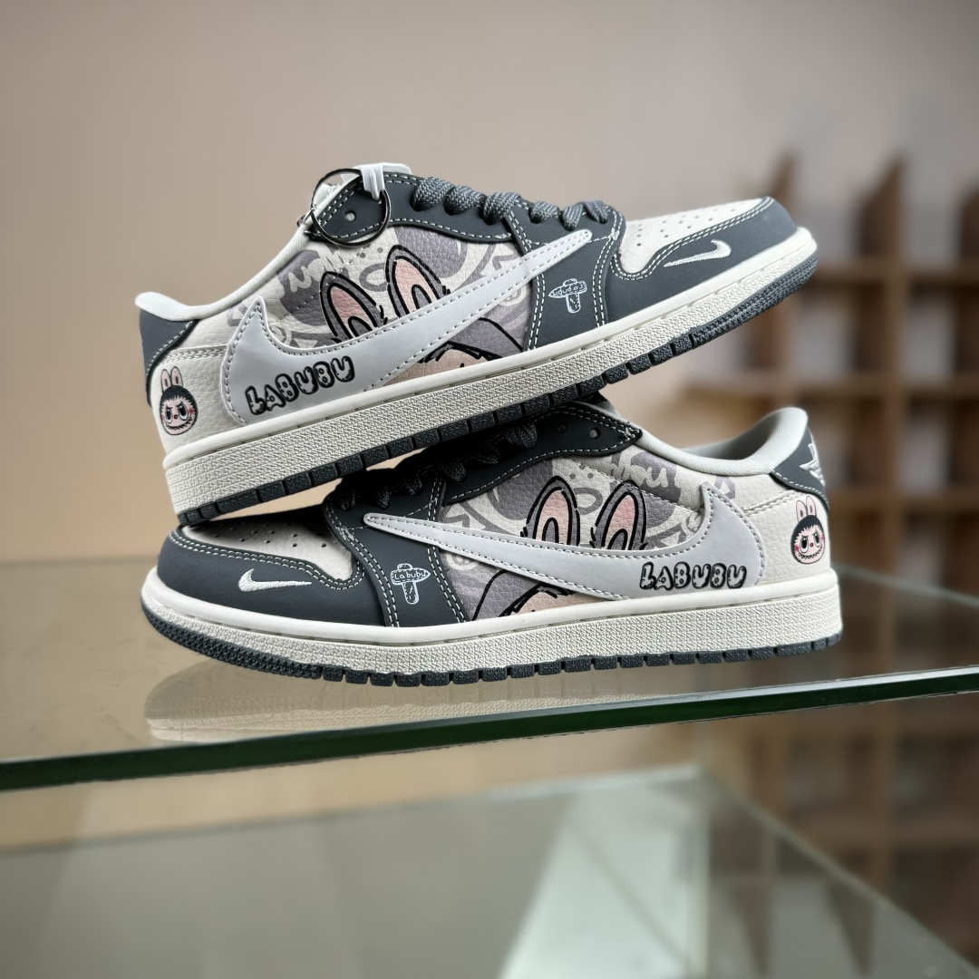 Travis Scott x Nike Air Jordan 1 Low x LABUBU Air Jordan 1 Low 反转灰白小勾拉布布倒钩 DX1888-094