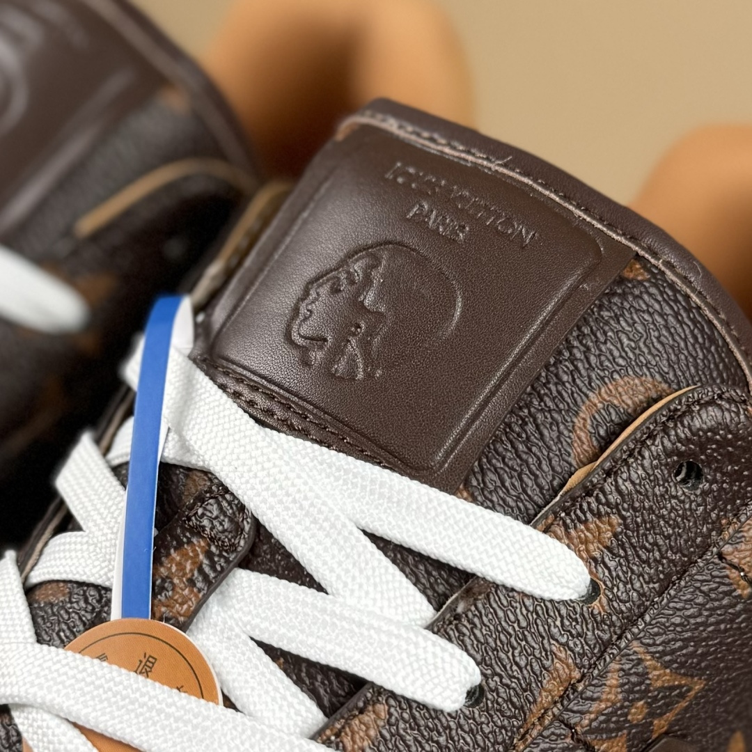 LOUIS VUITTON xNigo 联名款 Buttersoft FW25 牛皮革羊皮革 圆头系带 低帮 生活休闲鞋