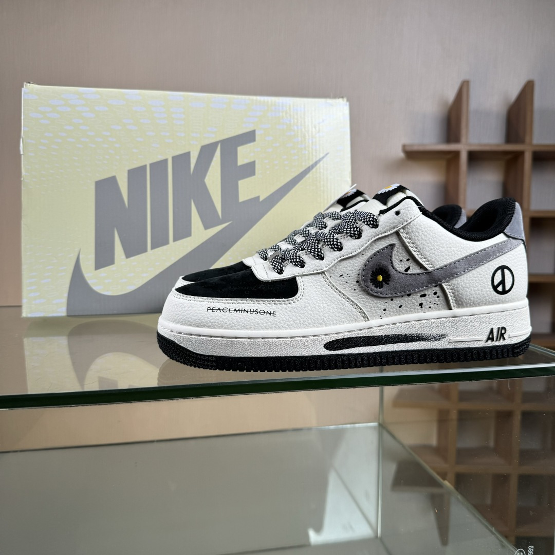 Nike Air Force 1'07 Low 权志龙联名 雏菊米黑灰 空军一号低帮休闲板鞋 QW5606-265