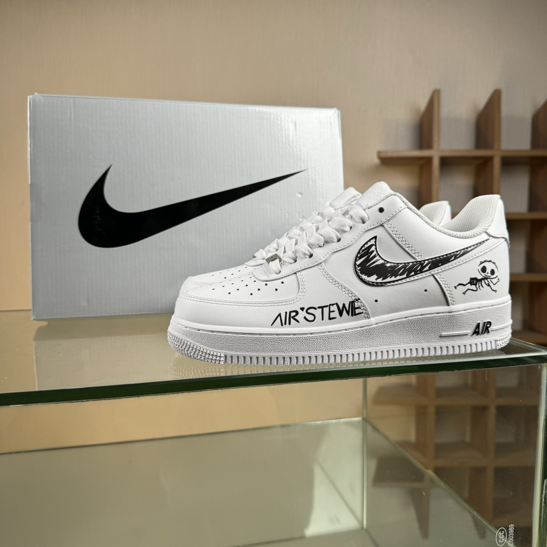 Nike Air Force 1'07 Low 捣蛋鬼 空军一号低帮休闲板鞋 ZH0316-096