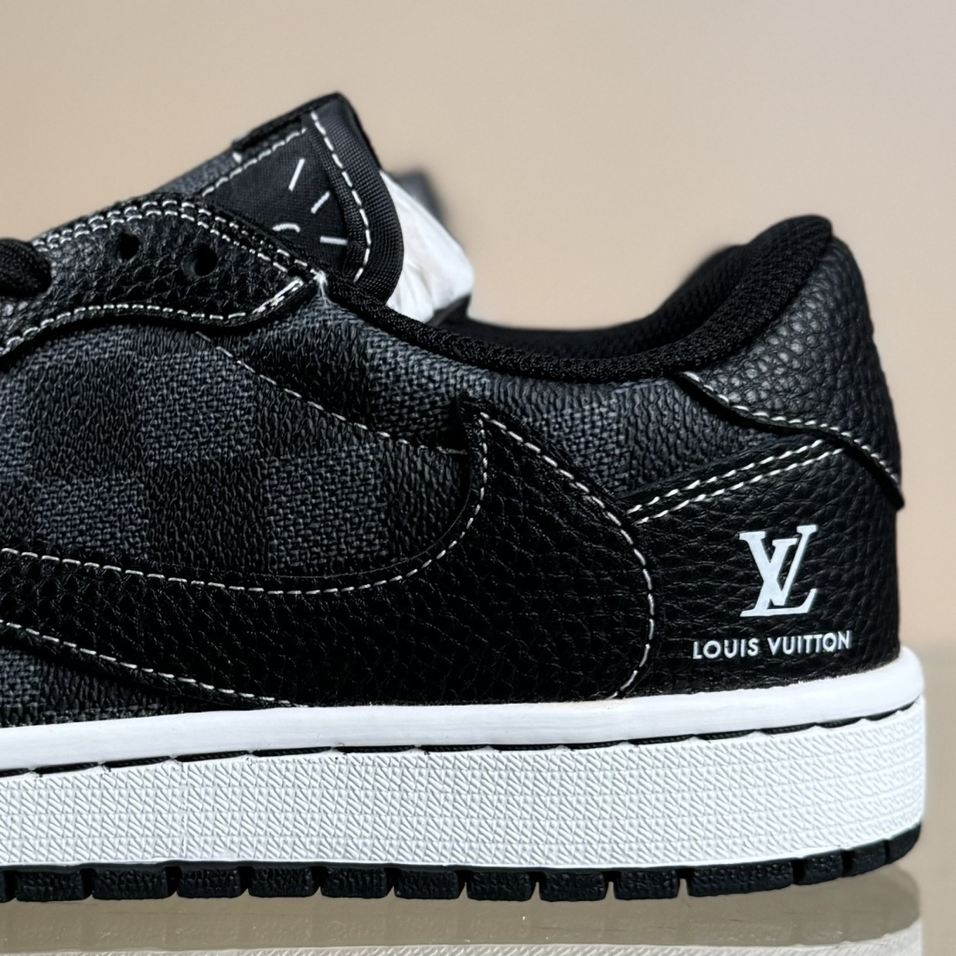 Travis Scott x Fragment Design x Air Jordan 1 Low OG SP AJ1 乔1 LV联名 黑方格荔纹 低帮文化休闲板鞋 DZ5899-008