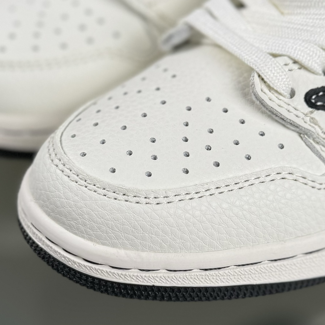 Travis Scott x Fragment Design x Air Jordan 1 Low OG SP AJ1 乔1 LV联名 米黑金标 低帮文化休闲板鞋 JW1188-144