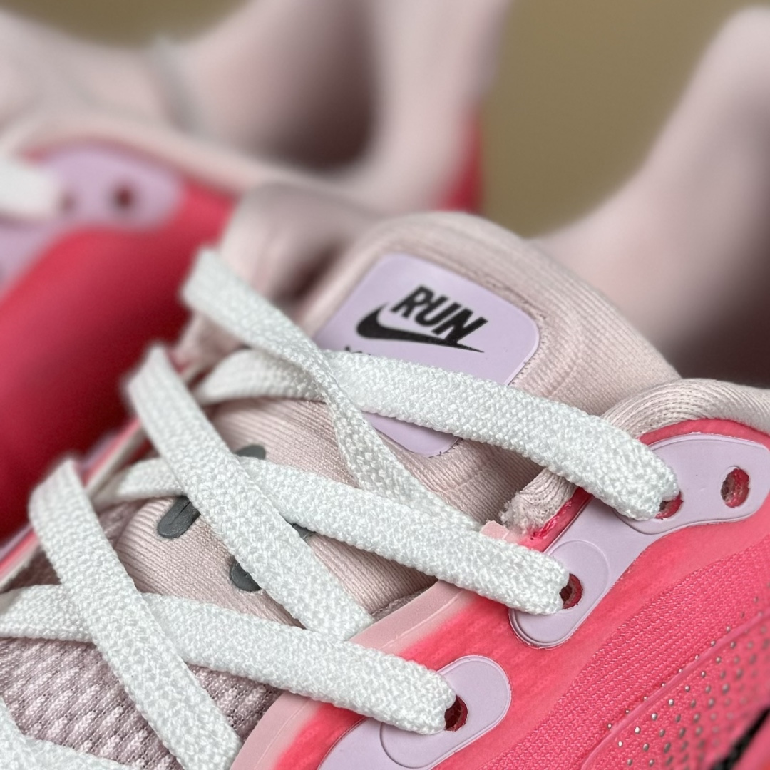 Nike Air Zoom Pegasus Premium 全掌气垫缓震网面运动跑鞋 女鞋