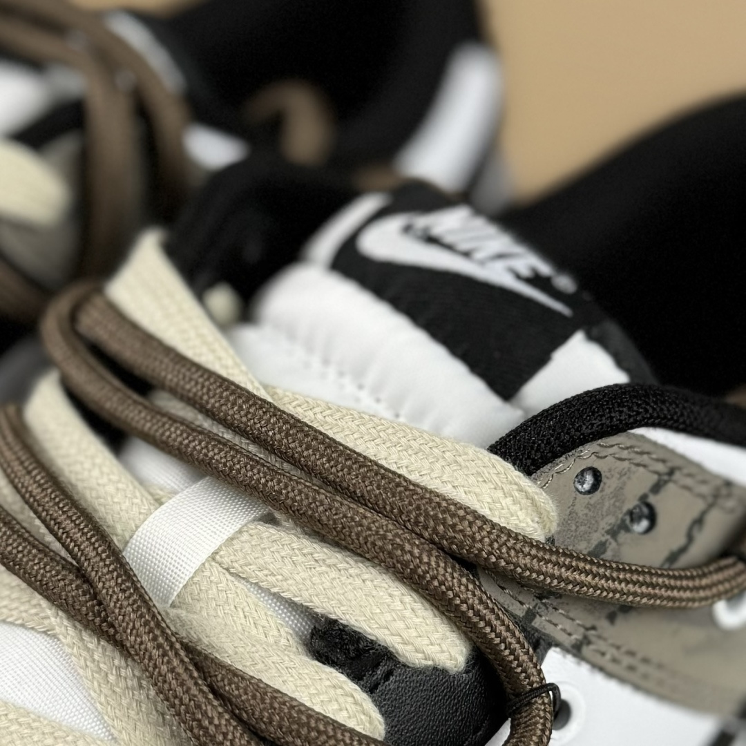 Nike SB Dunk Low ”Just Do It” 绑带 周年高端定制 低帮休闲板鞋 DD1503-101