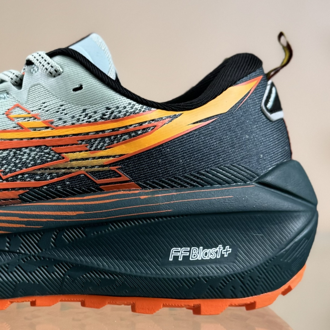 Asics Trabuco Max 4 亚瑟士运动休闲透气专业跑鞋 1011B976-400