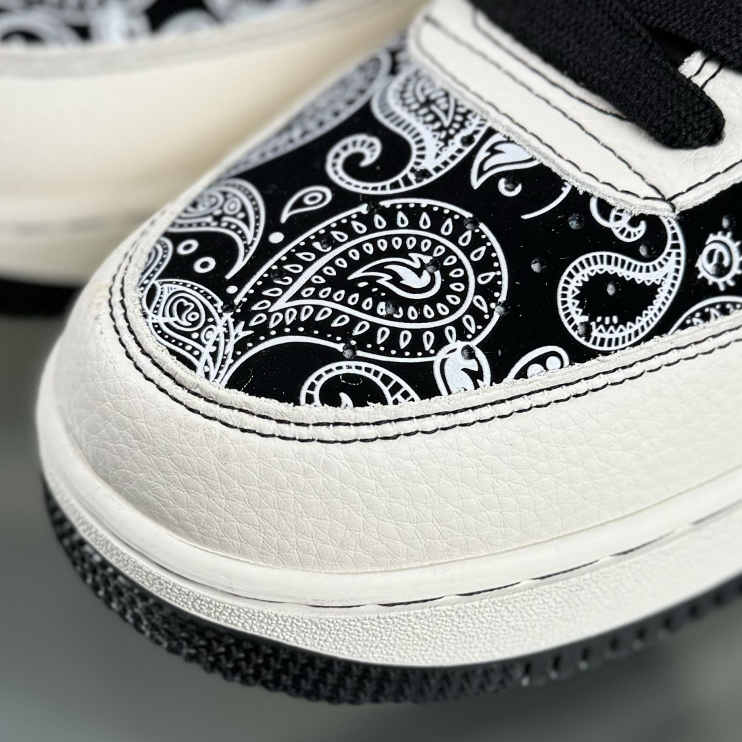 Nike Air Force 1'07 Low 腰果花 经典白黑 空军一号低帮休闲板鞋 ZD1988-005
