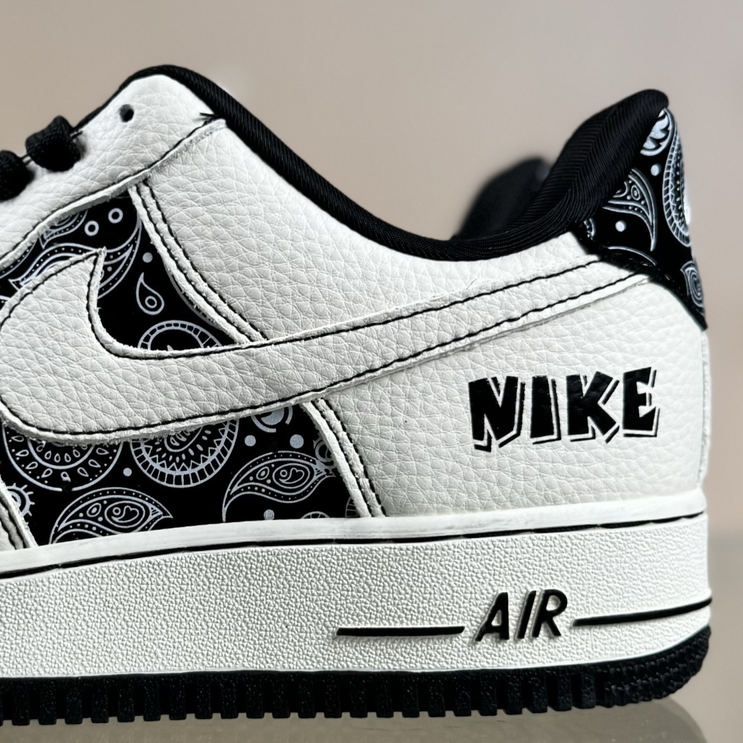 Nike Air Force 1'07 Low 腰果花 经典白黑 空军一号低帮休闲板鞋 ZD1988-005
