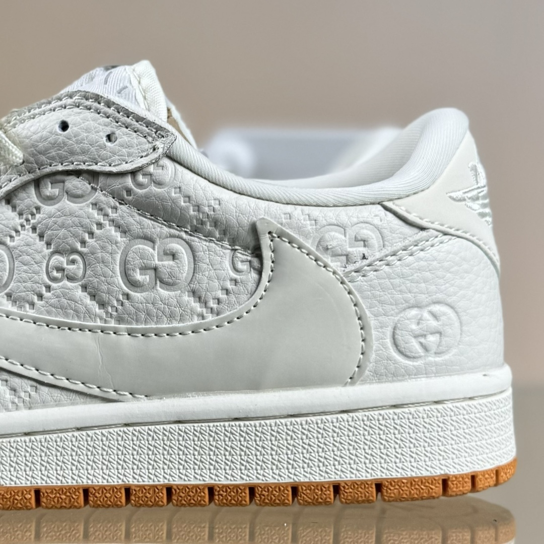 Travis Scott x Fragment Design x Air Jordan 1 Low OG SP AJ1 乔1 古驰联名 暗刻生胶 低帮文化休闲板鞋 LD2025-049