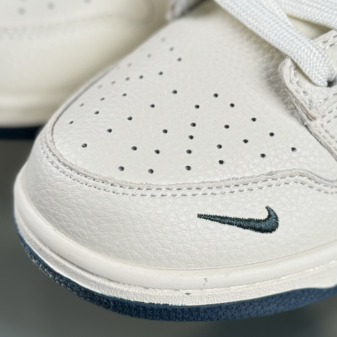 Nike SB Dunk Low x The North Face 白蓝小勾 SR2025-003