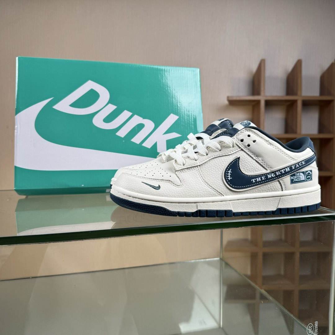Nike SB Dunk Low x The North Face 白蓝小勾 SR2025-003