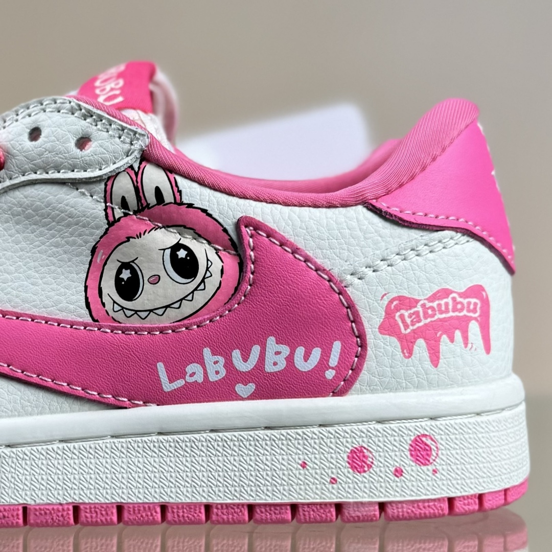 Travis Scott x Nike Air Jordan 1 Low x LABUBU Air Jordan 1 Low 反转粉白倒钩纯原版本 JW1188-162