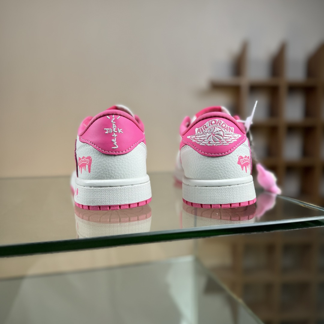 Travis Scott x Nike Air Jordan 1 Low x LABUBU Air Jordan 1 Low 反转粉白倒钩纯原版本 JW1188-162