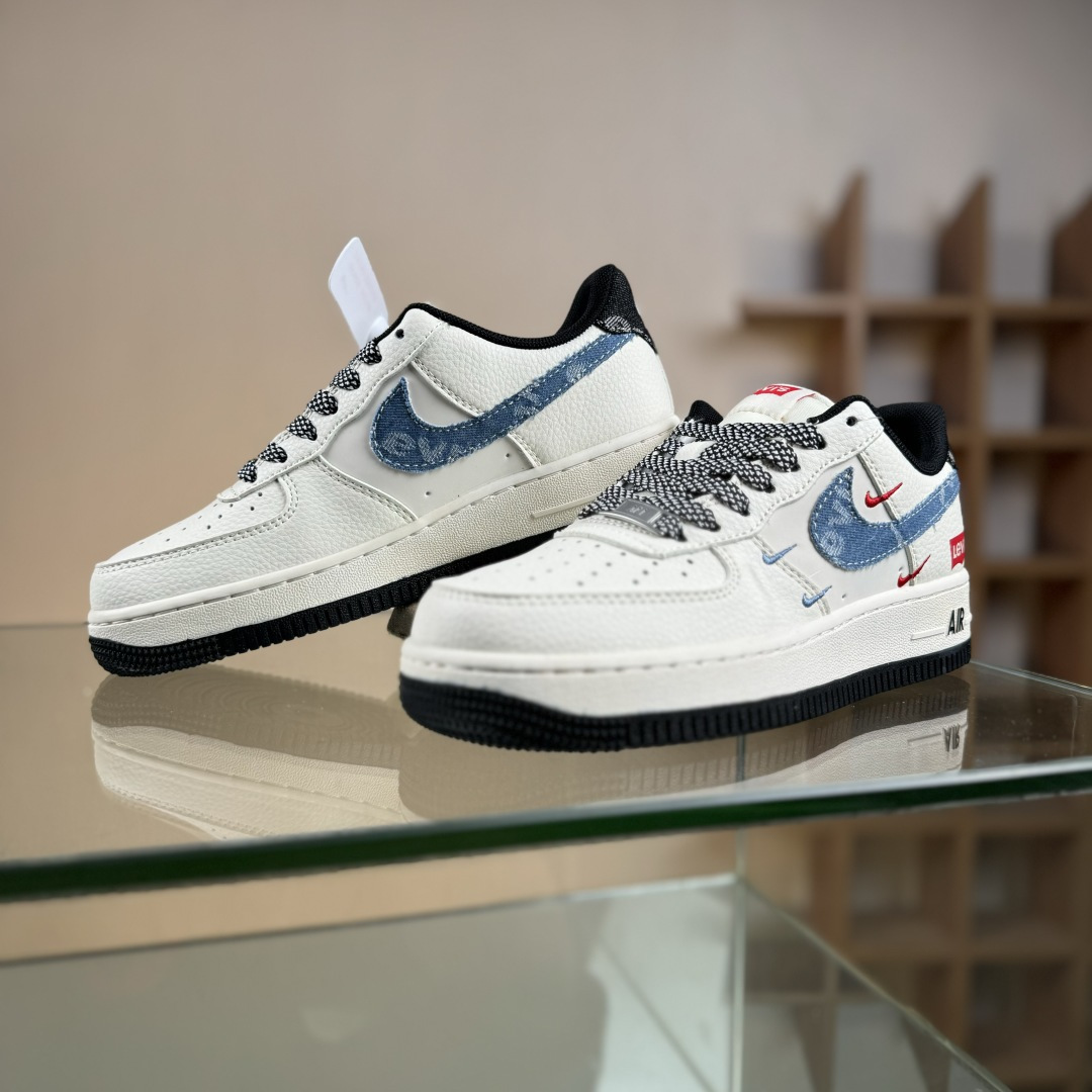 Nike Air Force 1'07 Low 李维斯联名 米蓝牛仔四勾 空军一号低帮休闲板鞋 QW5606-261