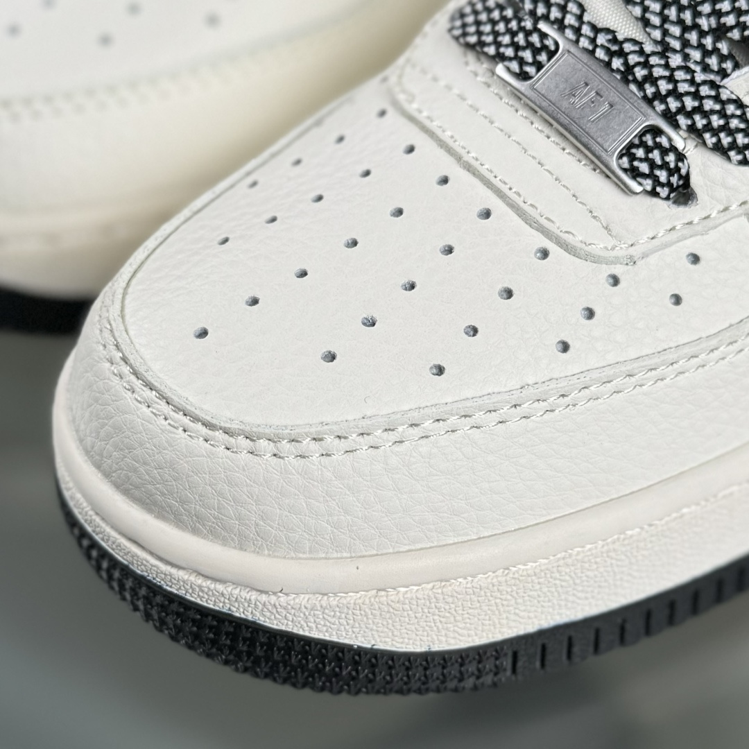 Nike Air Force 1'07 Low 李维斯联名 米蓝牛仔四勾 空军一号低帮休闲板鞋 QW5606-261