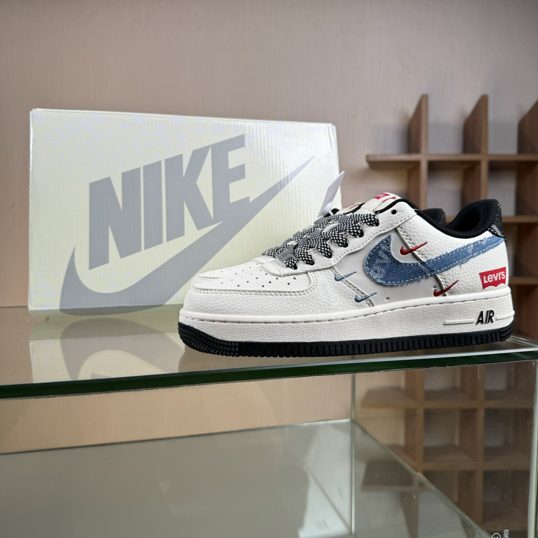 Nike Air Force 1'07 Low 李维斯联名 米蓝牛仔四勾 空军一号低帮休闲板鞋 QW5606-261