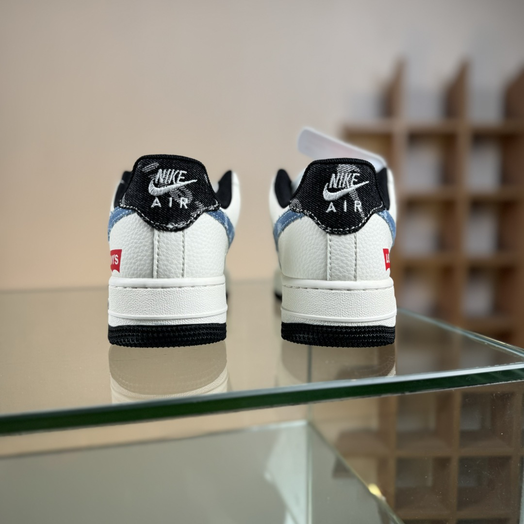Nike Air Force 1'07 Low 李维斯联名 米蓝牛仔四勾 空军一号低帮休闲板鞋 QW5606-261