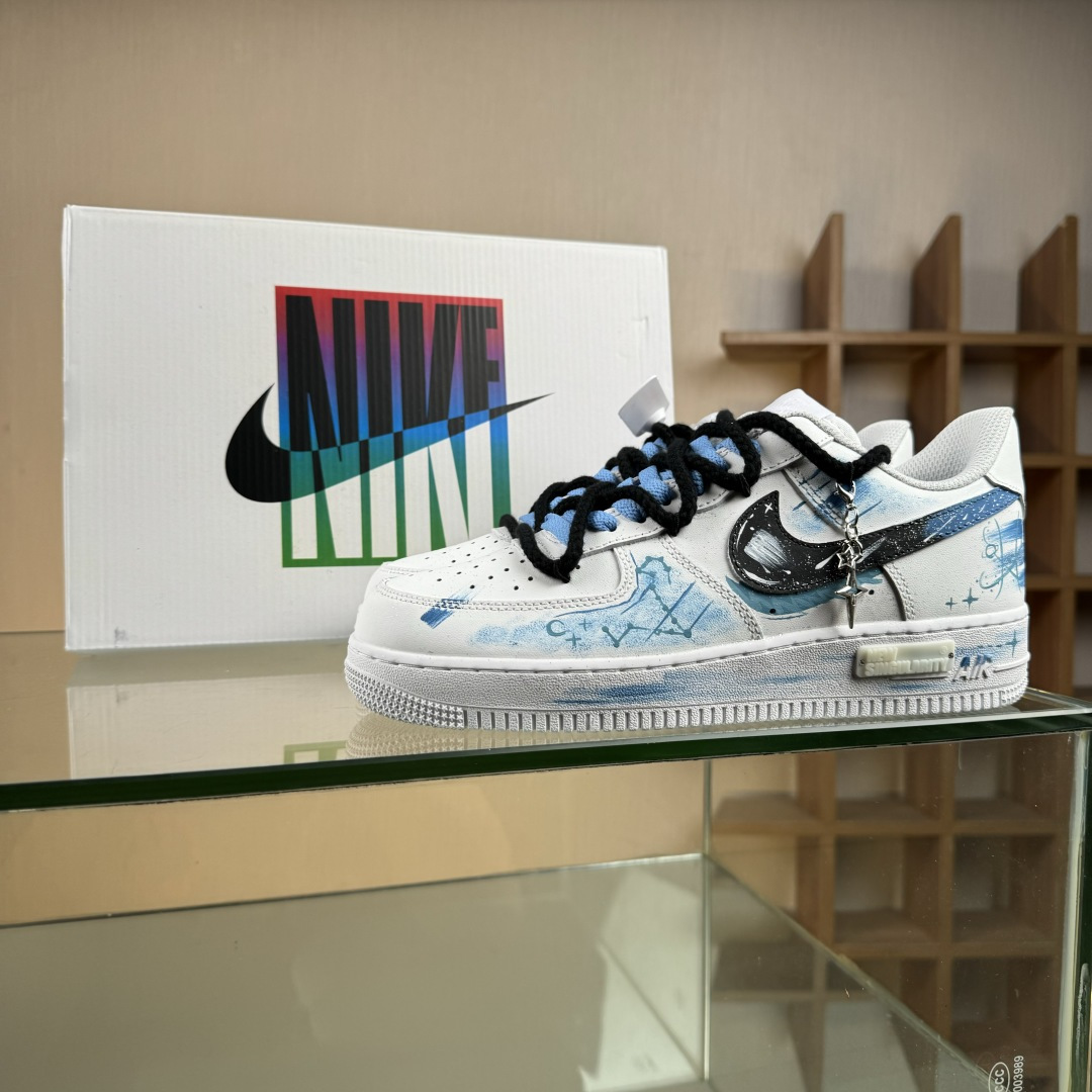 Nike Air Force 1'07 Low ”Pisces” 手绘涂鸦十二星座系列 双鱼座 空军一号低帮休闲板鞋 星座219-320