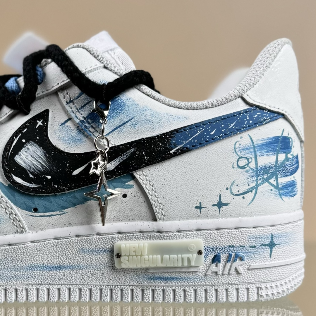 Nike Air Force 1'07 Low ”Pisces” 手绘涂鸦十二星座系列 双鱼座 空军一号低帮休闲板鞋 星座219-320