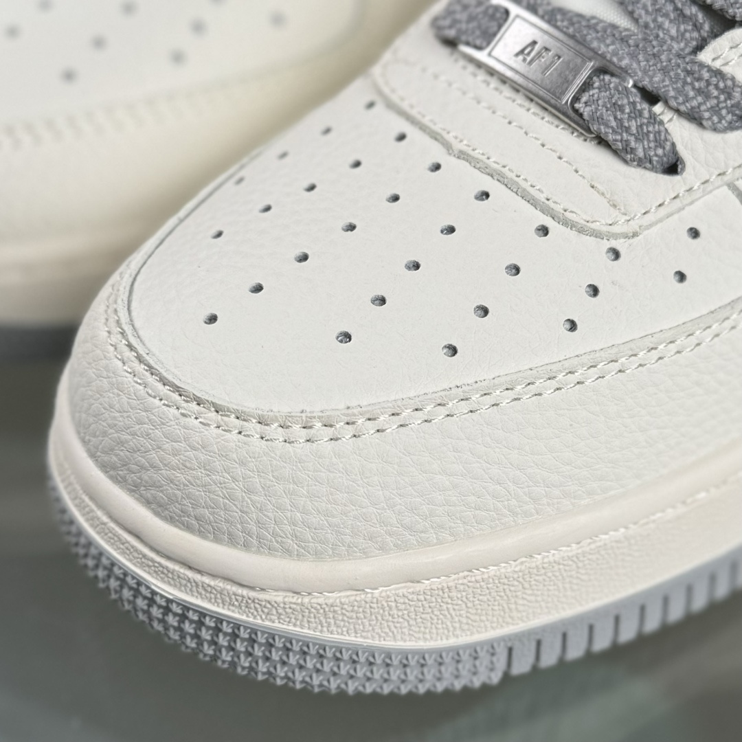 Nike Air Force 1 Low 07 x Superme 白灰小勾满天星 JP8028-012