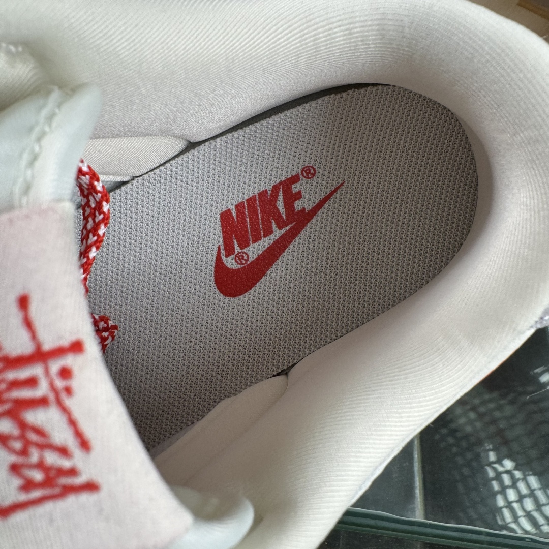 Nike SB Dunk Low x Stussy 白红小勾满天星 DG2025-004