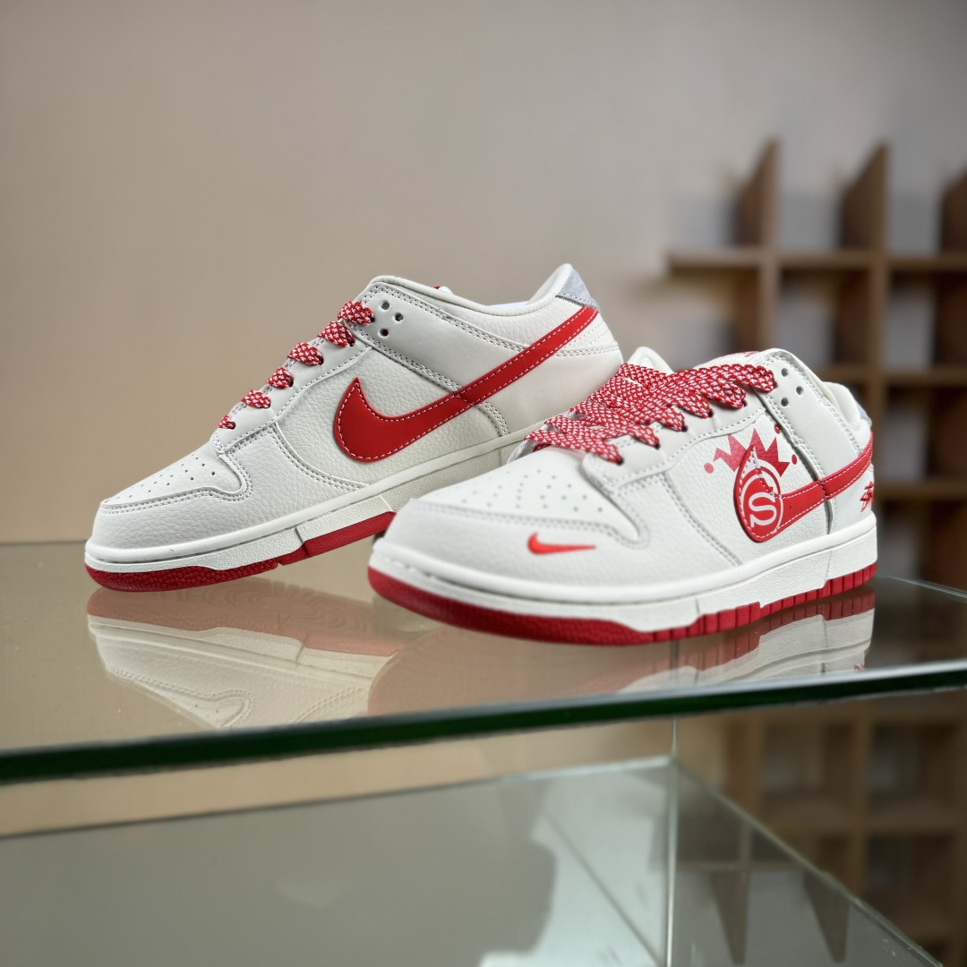Nike SB Dunk Low x Stussy 白红小勾满天星 DG2025-004