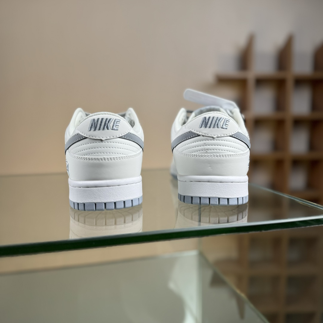 Nike SB Dunk Low 斯图西联名 印花灰勾 周年高端定制 低帮休闲板鞋 CS1688-125