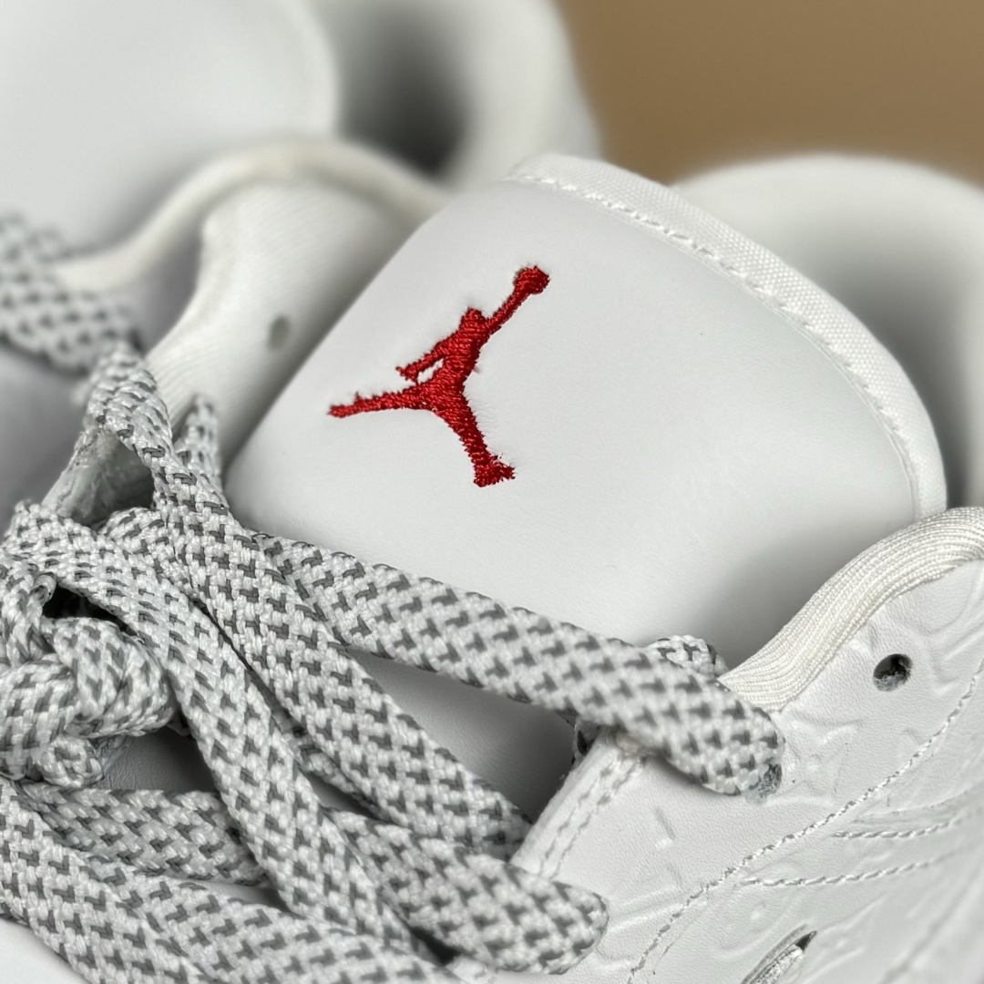 Nike Jordan Air Jordan 1 x Louis Vuitton 纯白满印 LR2025-010
