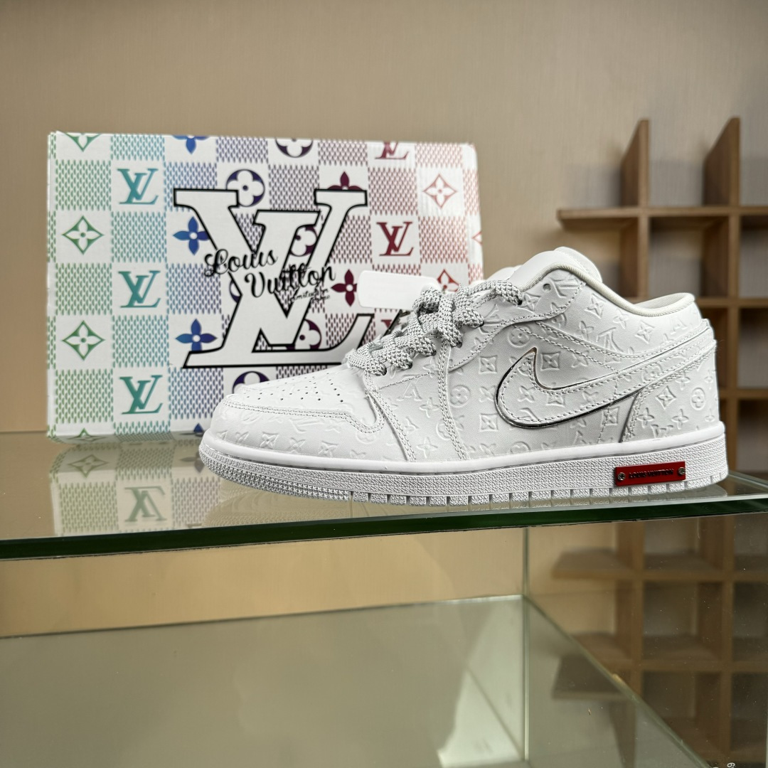 Nike Jordan Air Jordan 1 x Louis Vuitton 纯白满印 LR2025-010