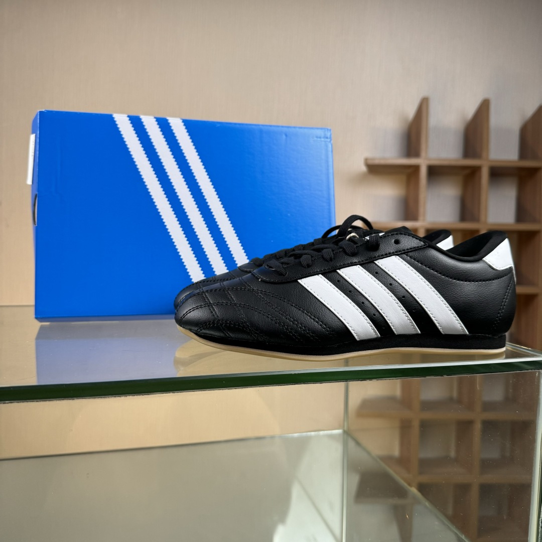 C版 Adidas Originals Taekwondo JS1193 阿迪包裏性运动舒适防滑耐磨低帮训练鞋