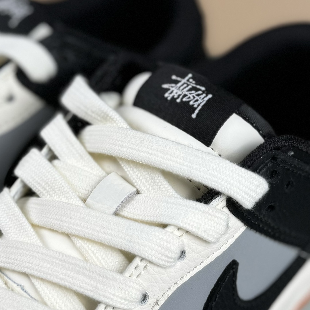 Nike SB Dunk Low x Stussy 白灰黑小勾 QW5836-032