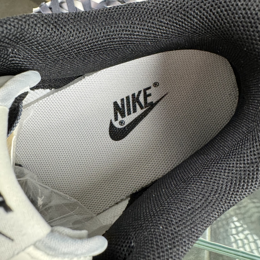 Nike SB Dunk Low 石头岛联名 米灰黑拼接 周年高端定制 低帮休闲板鞋 JP8028-041